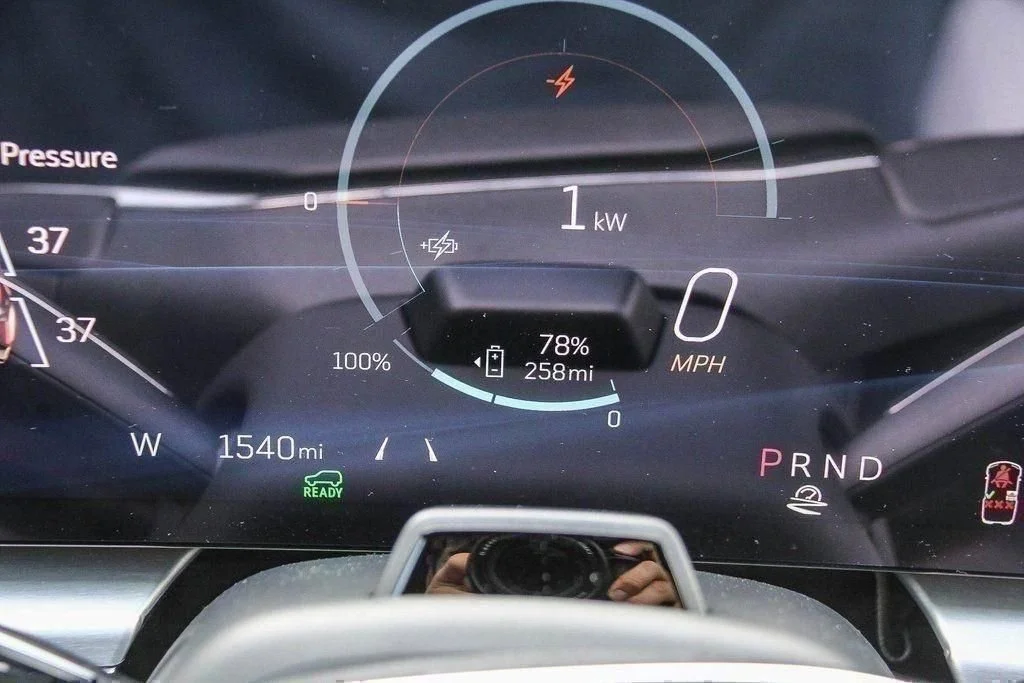 2026 Cadillac LYRIQ Signature Sport - Photo 7