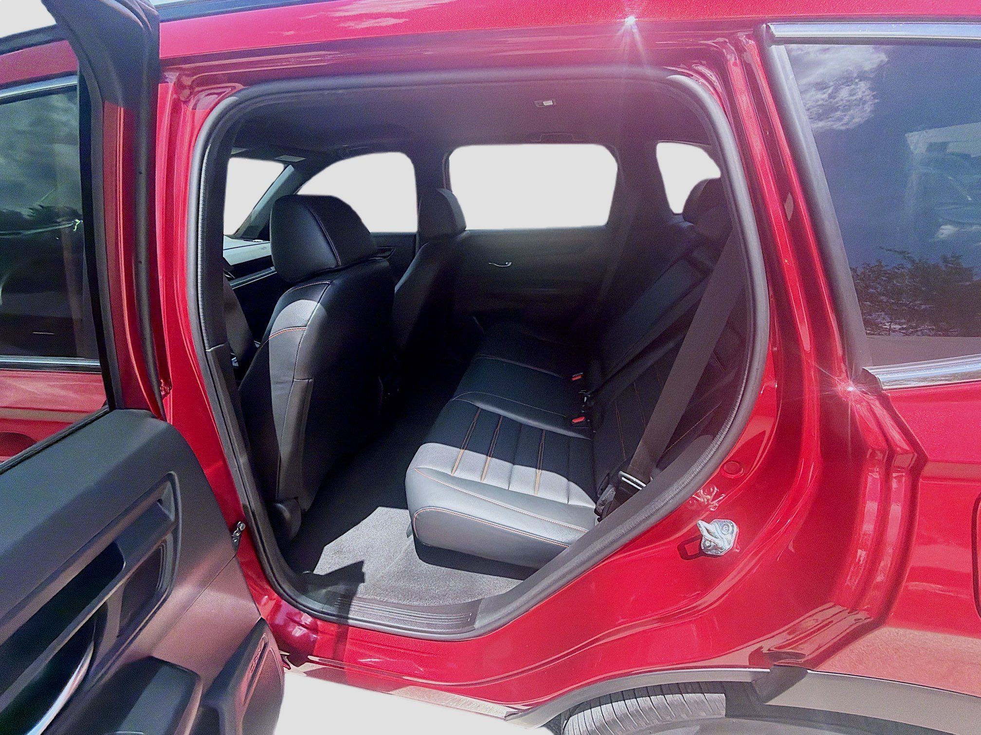 Used 2024 Radiant Red Metallic Honda HYBRID 2WD SPORT-L image 23