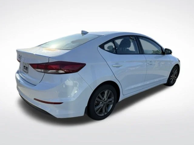 Used 2018 White Hyundai SEL image 7