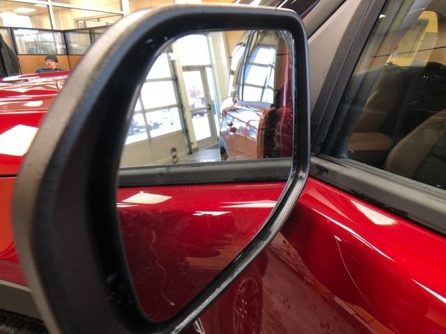 New 2025 Ruby Red Metallic Tinted Clearcoat Ford Outer Banks® image 23