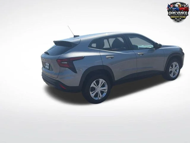 Used 2026 Gray Chevrolet LS image 5