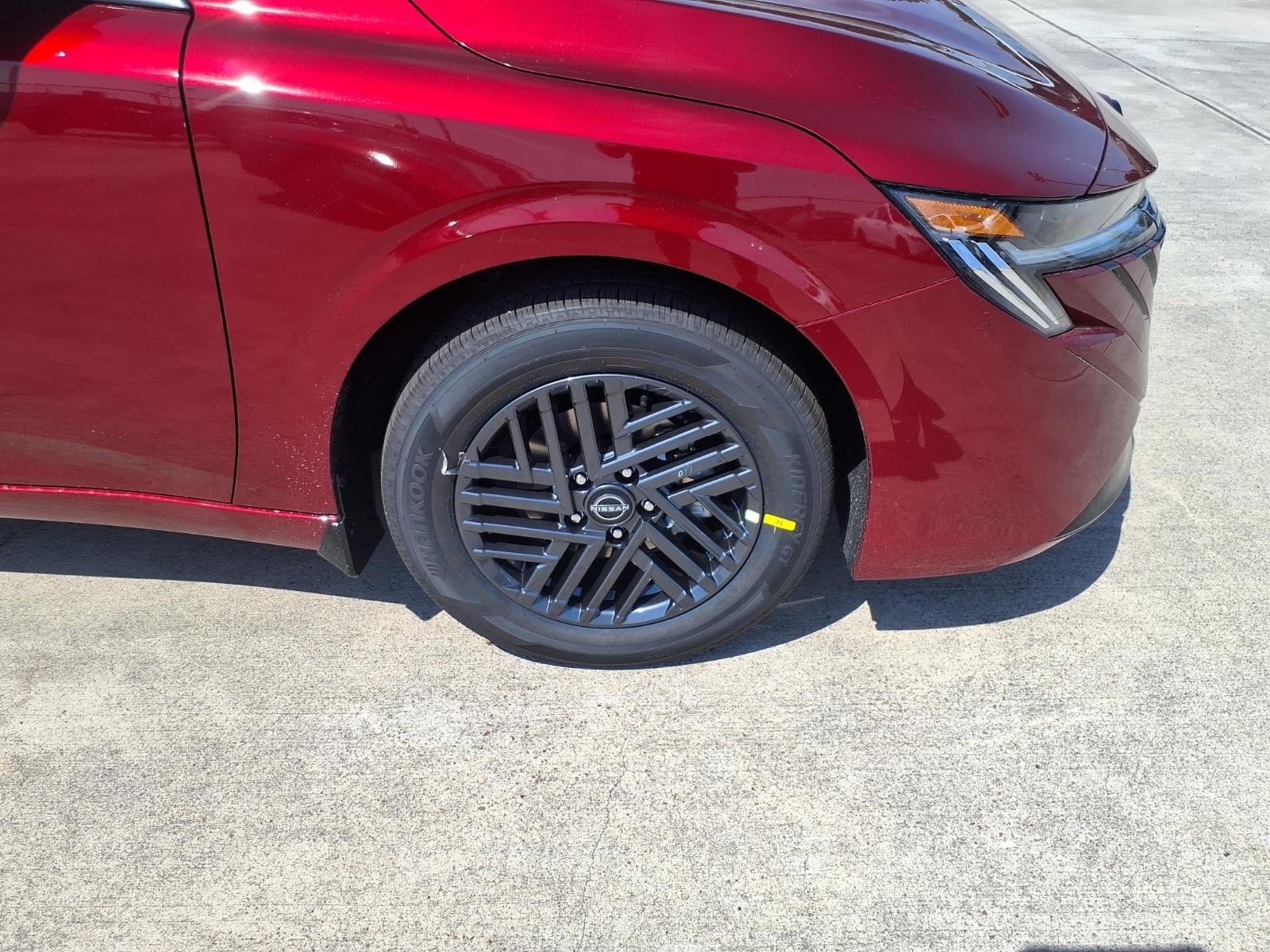 2027 Nissan Sentra photo 7 of 24