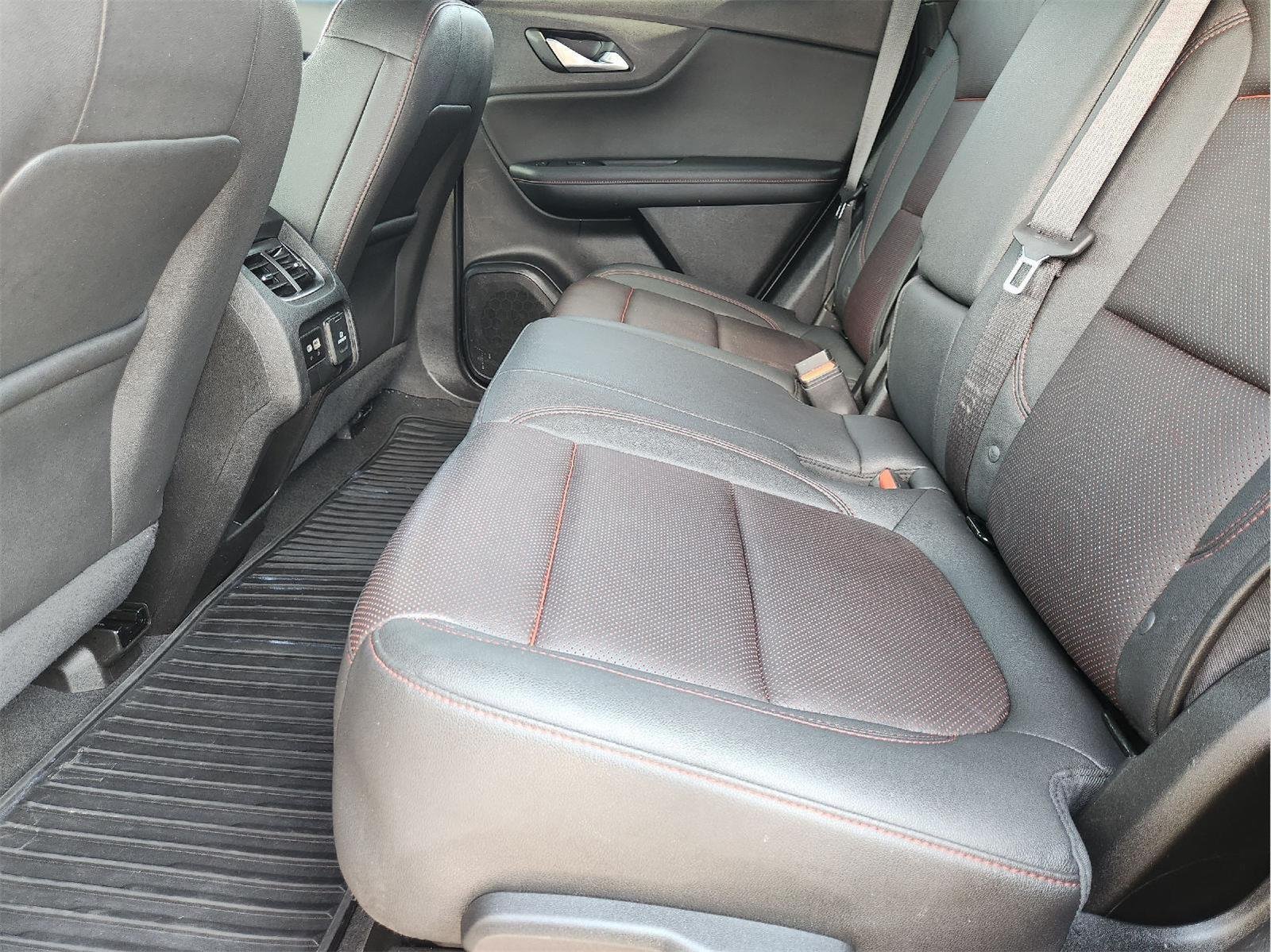 2023 Chevrolet Blazer photo 31 of 34