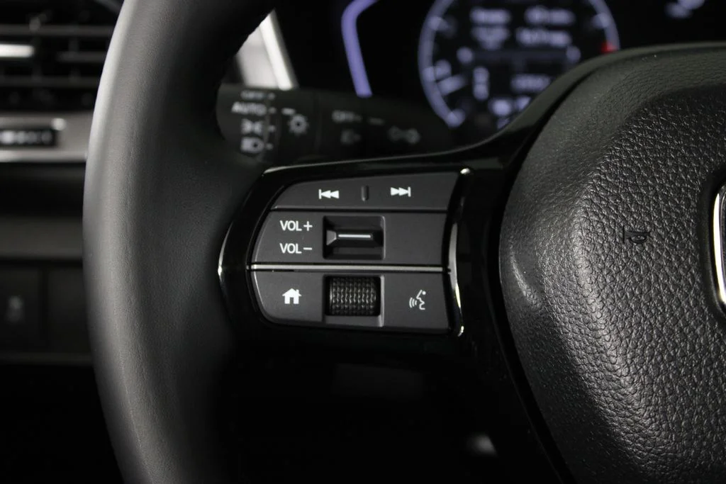 2025 Honda Pilot Touring - Photo 27