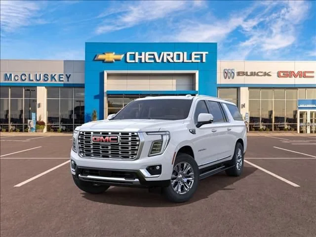 2026 GMC Yukon XL Denali - Photo 8