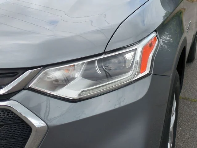 Used 2021 Gray Chevrolet LS image 9