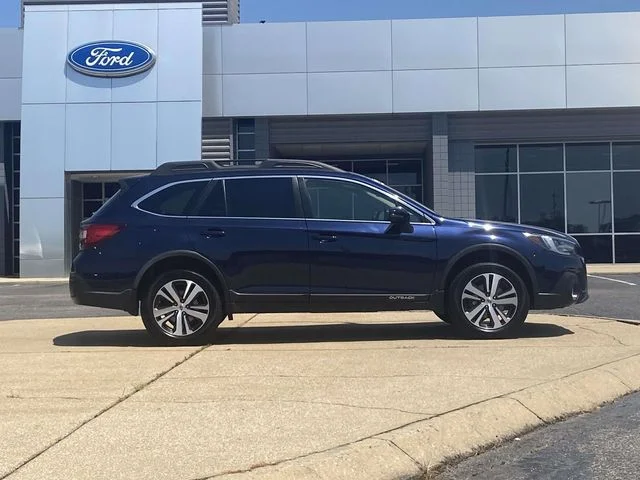 Used 2018 Blue Subaru 2.5i image 2
