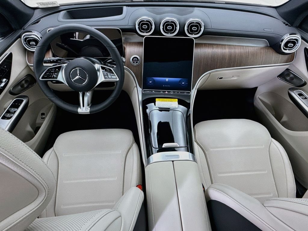 New 2027 Moonlight White Metallic Mercedes-Benz GLC 300 image 14