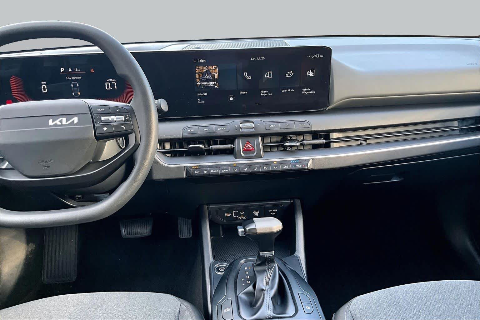 Pre-Owned 2025 Kia K4 LX