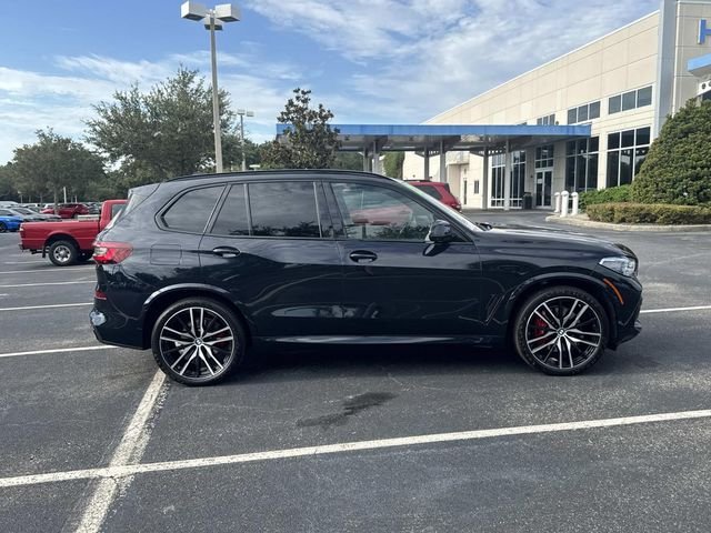 Used 2022 Black BMW sDrive40i image 3