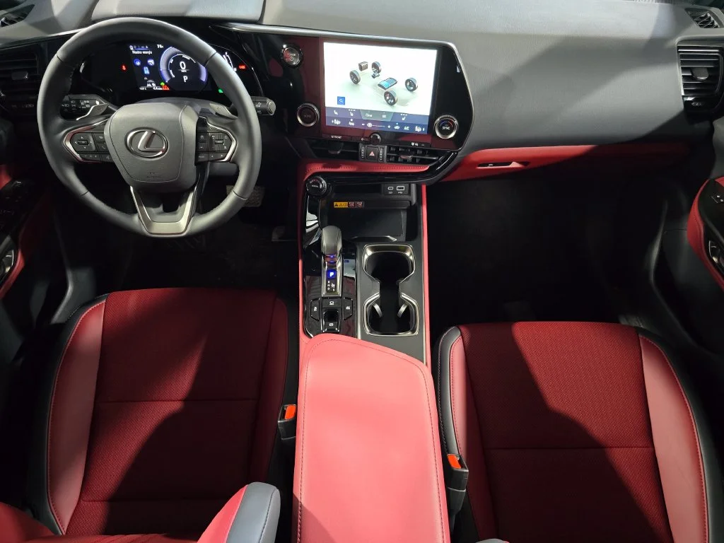 New 2026 Silver Lexus 350h Base image 30