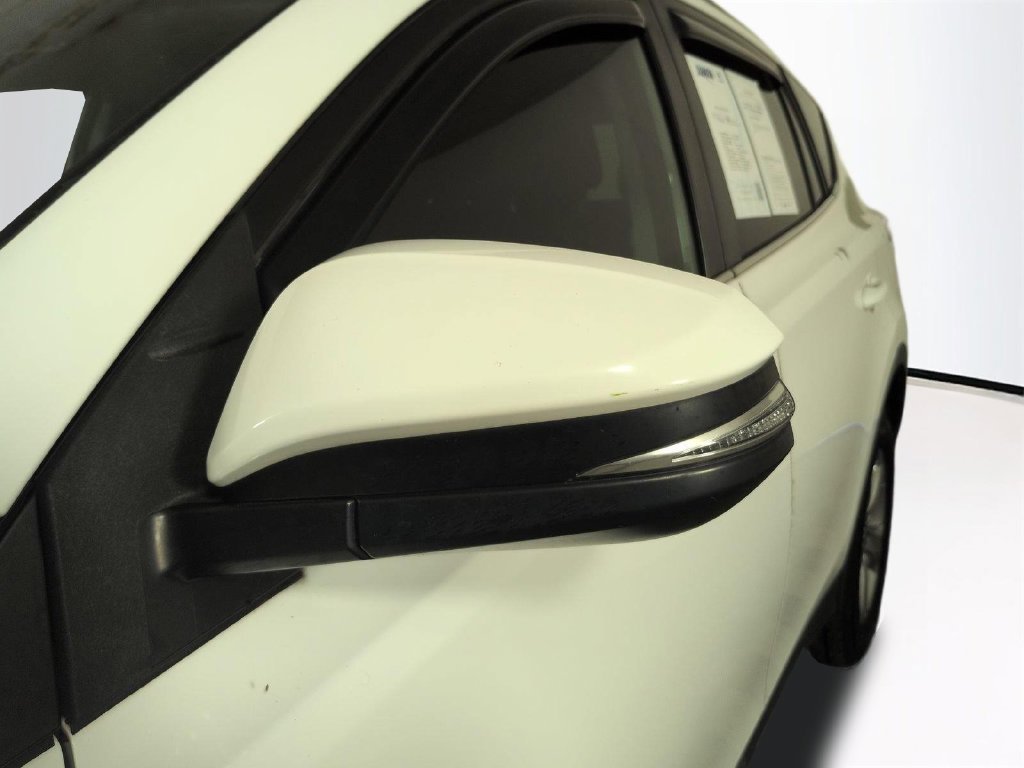 2015 Toyota RAV4 XLE - Photo 14
