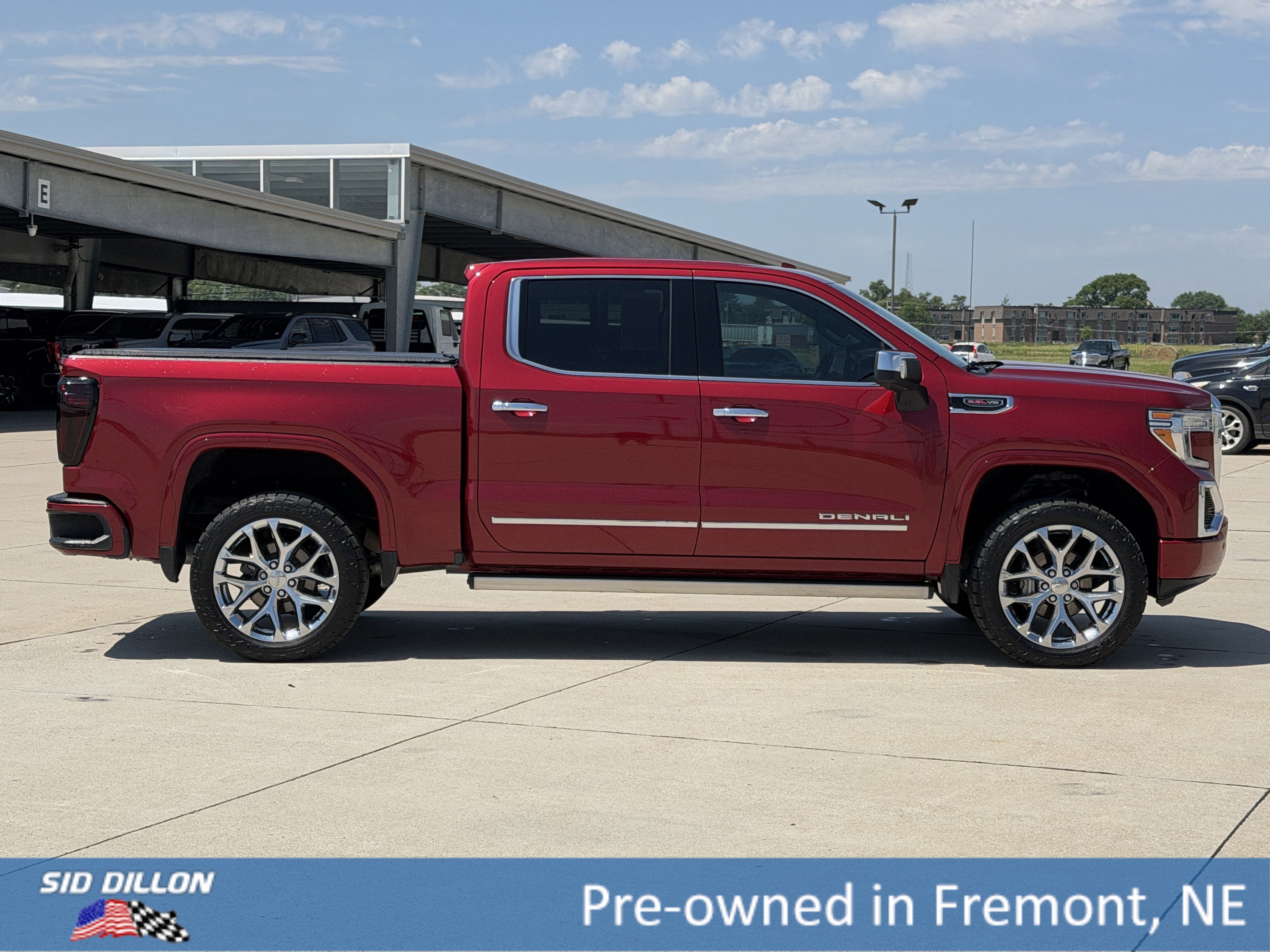 Used 2020 RED QUARTZ TINTCOAT GMC Denali image 3