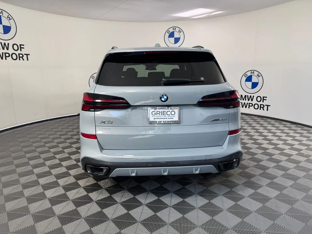New 2026 Brooklyn Grey Metallic BMW xDrive40i image 6