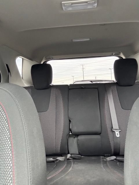 Used 2016 SUMMIT WHITE Chevrolet LT image 16