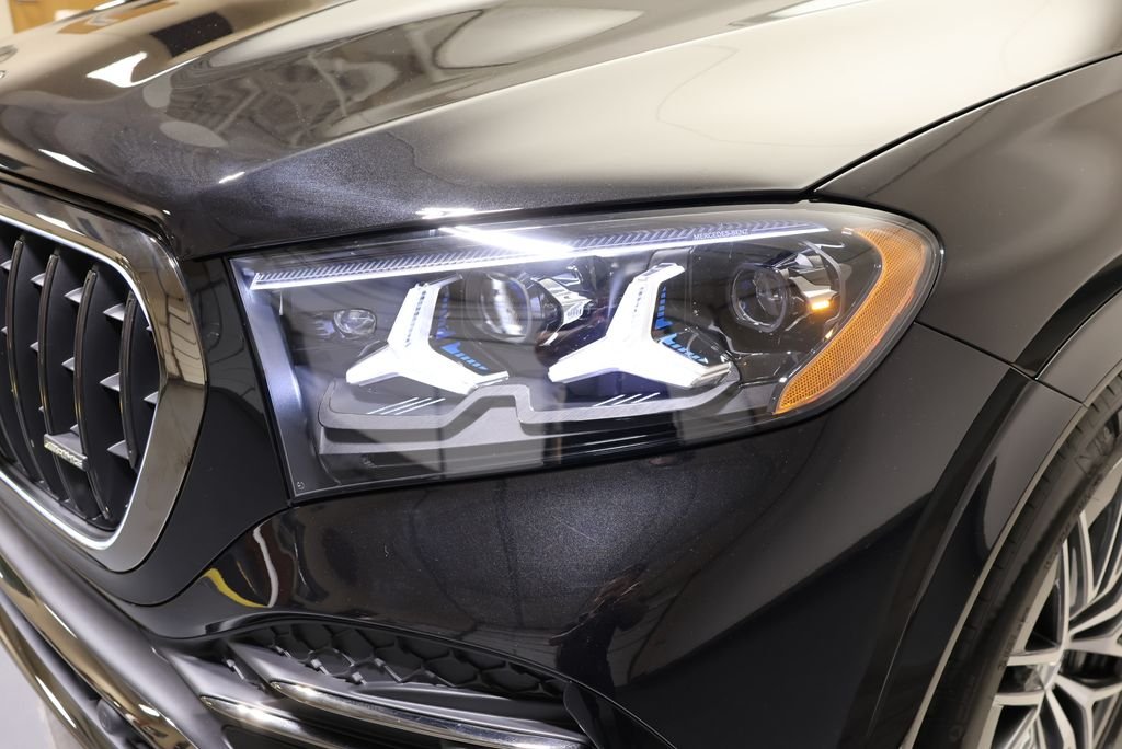 New 2027 Obsidian Black Metallic Mercedes-Benz  image 9