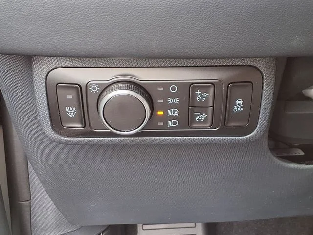 New 2026 Star White Metallic Tri-coat Ford Select image 12