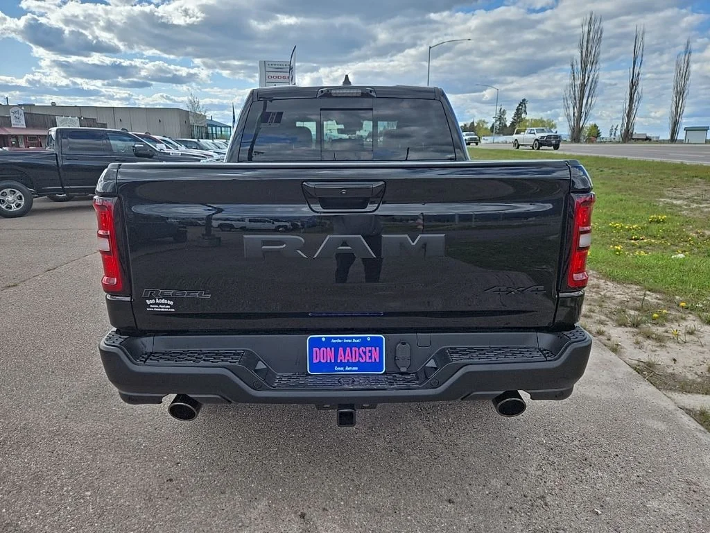 2025 RAM 1500 Rebel - Photo 6
