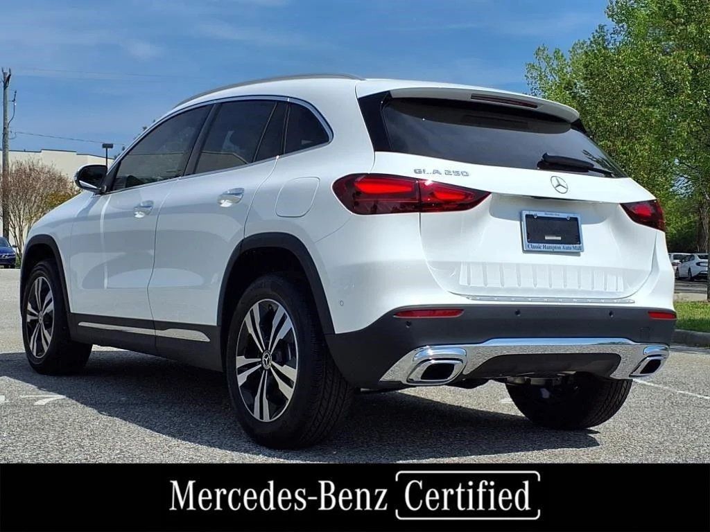 Certified Used 2025 Polar White Mercedes-Benz GLA 250 image 6