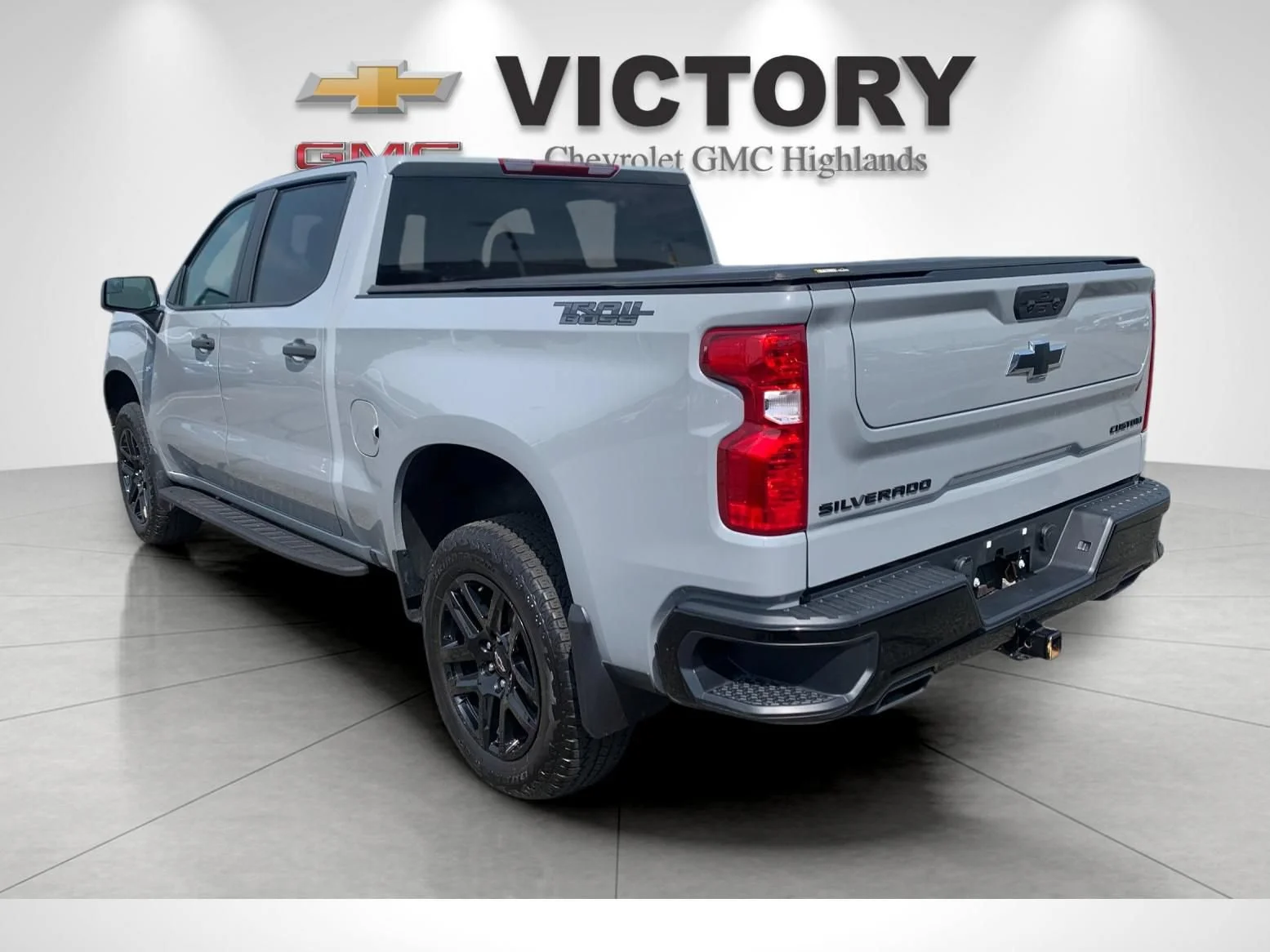 Used 2025 Slate Gray Metallic Chevrolet Custom Trail Boss image 5