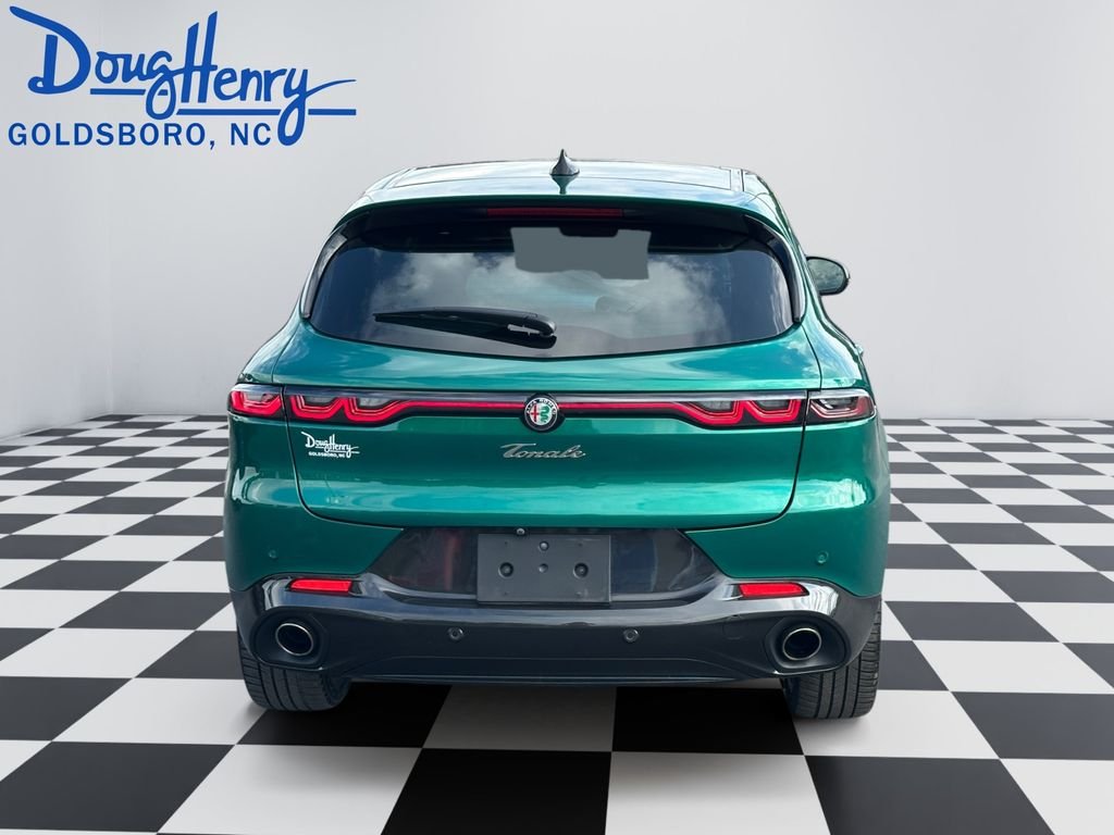 Used 2024 Green Alfa Romeo Veloce image 4