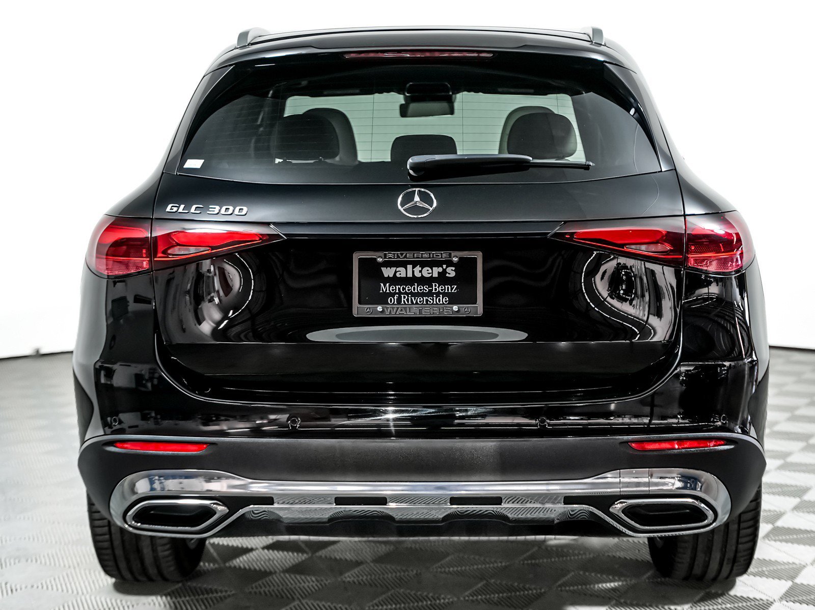 Certified Used 2024 Black Mercedes-Benz GLC 300 image 6