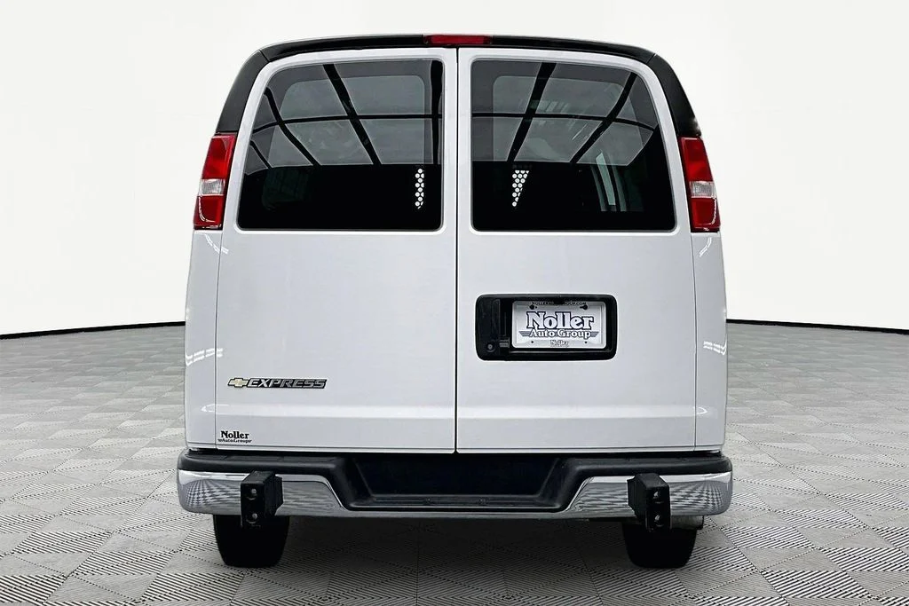 Certified Used 2024 Summit White Chevrolet Work Van image 4