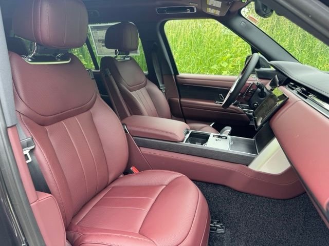 New 2026 Carpathian Grey LAND ROVER SE image 20