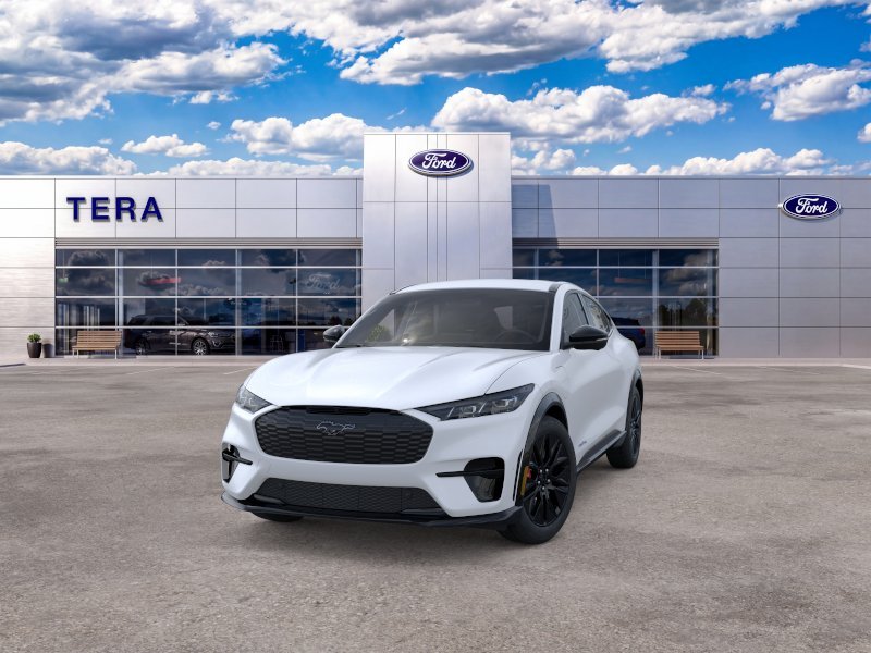 New 2025 Star White Metallic Tri-coat Ford Premium image 34