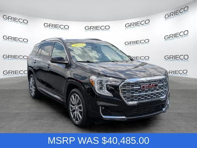 2022 GMC Terrain Denali AWD's photo