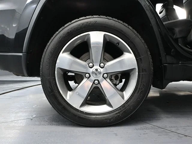 Used 2014 Black Jeep Limited image 15