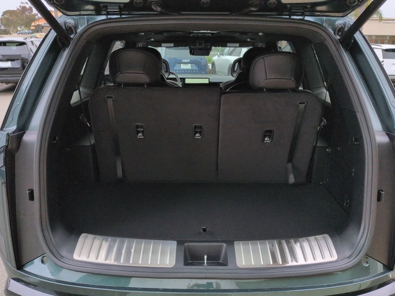 New 2027 Black Jade Green Kia X-PRO SX image 27