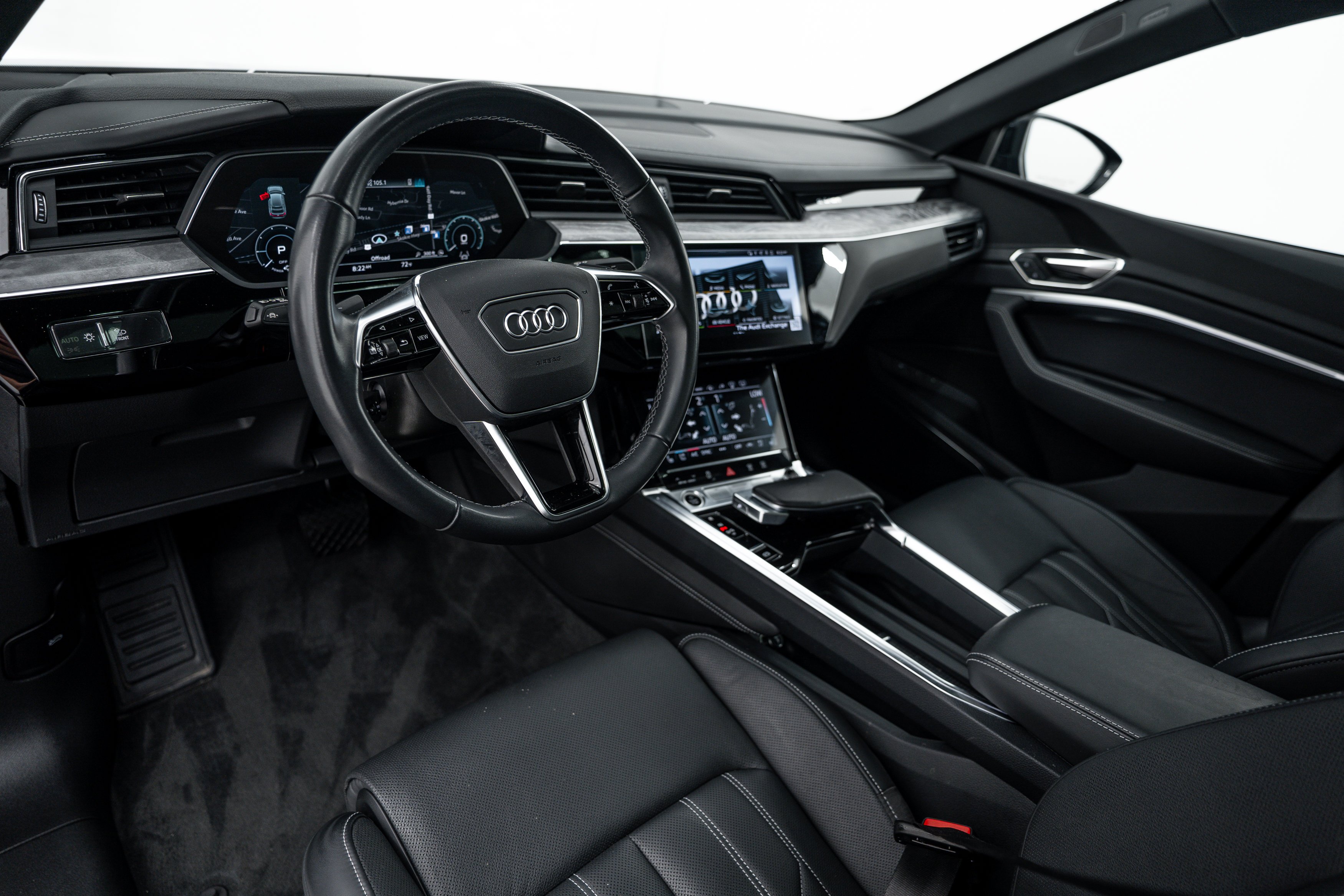 Certified Used 2024 Daytona Gray Pearl Effect Audi S line Prestige image 8
