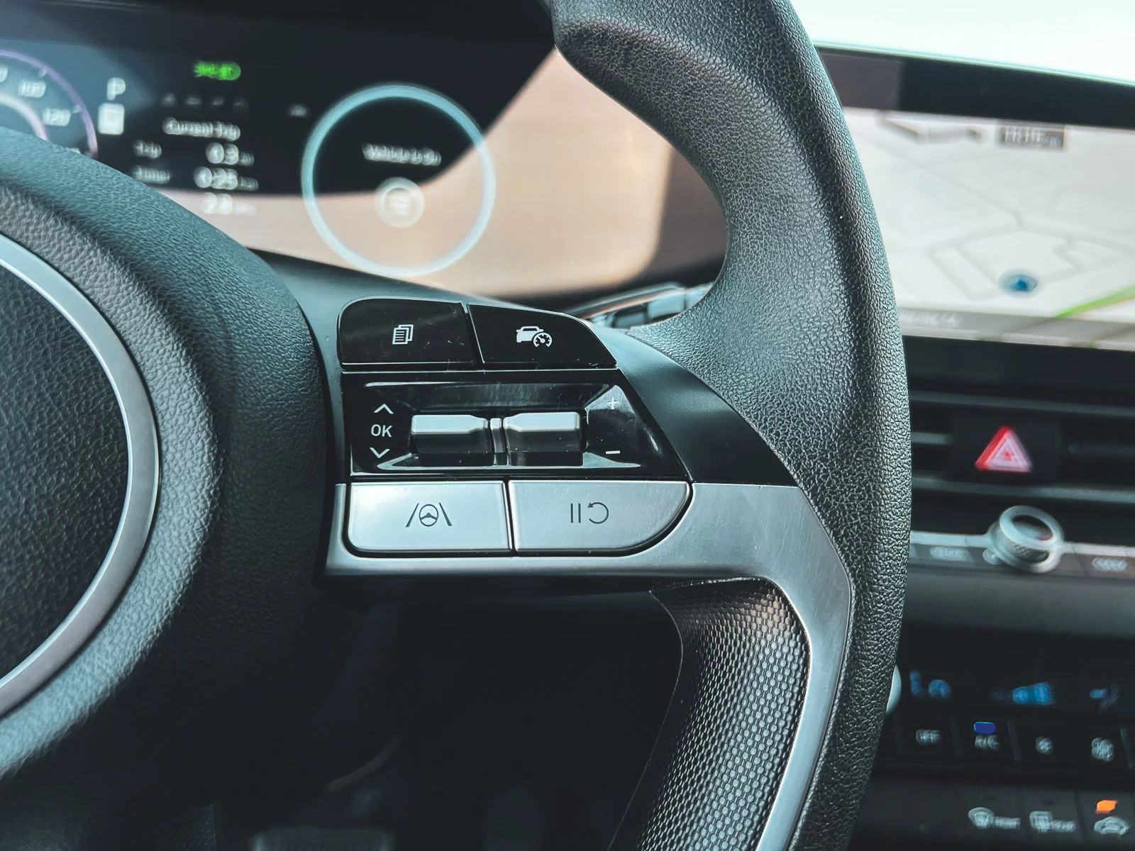 2024 Hyundai Elantra SEL - Photo 15