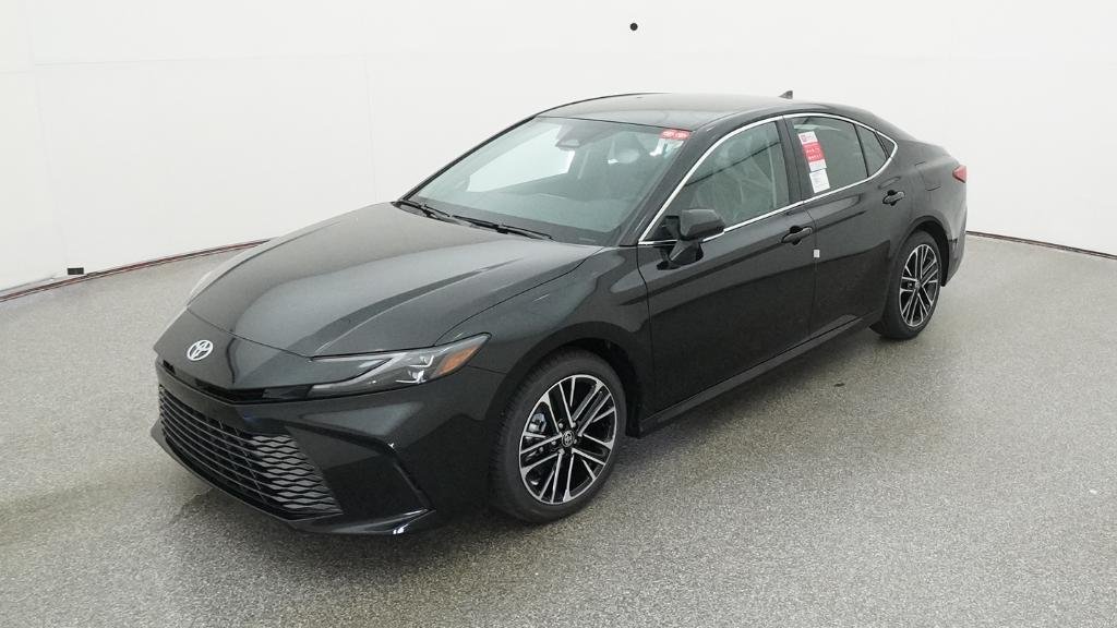 New 2026 Midnight Black Metallic Toyota XLE image 31