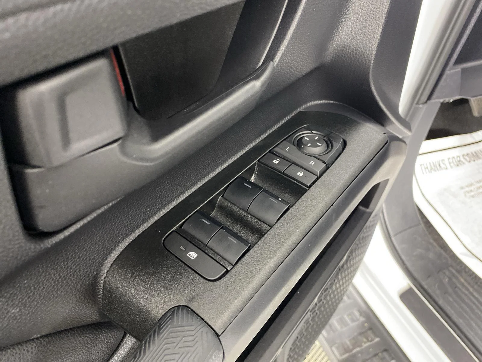 Used 2025 Ice Cap Toyota SR5 image 18