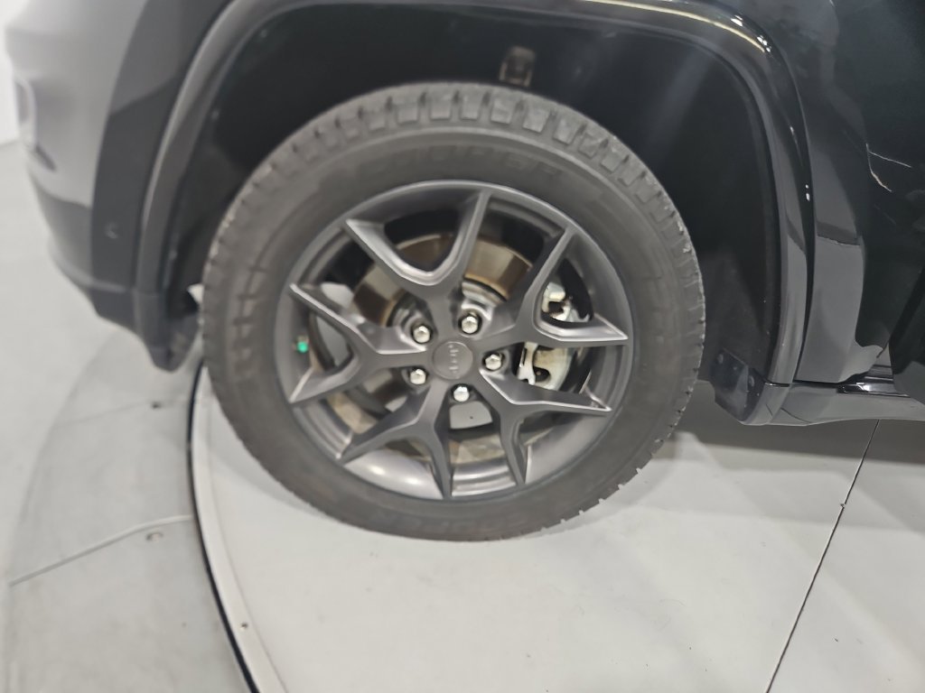 Used 2021 Black Jeep Limited image 27