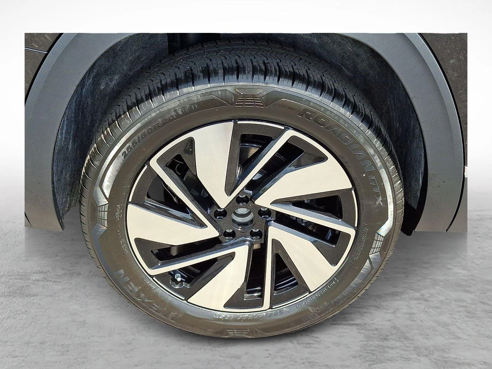 New 2026 2T2T/BLACKPEARL Volkswagen 2.0T SEL image 7