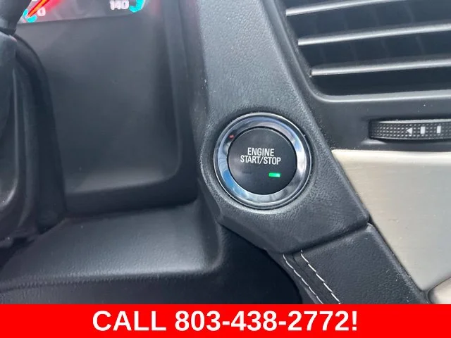 Used 2018 White GMC Denali image 25