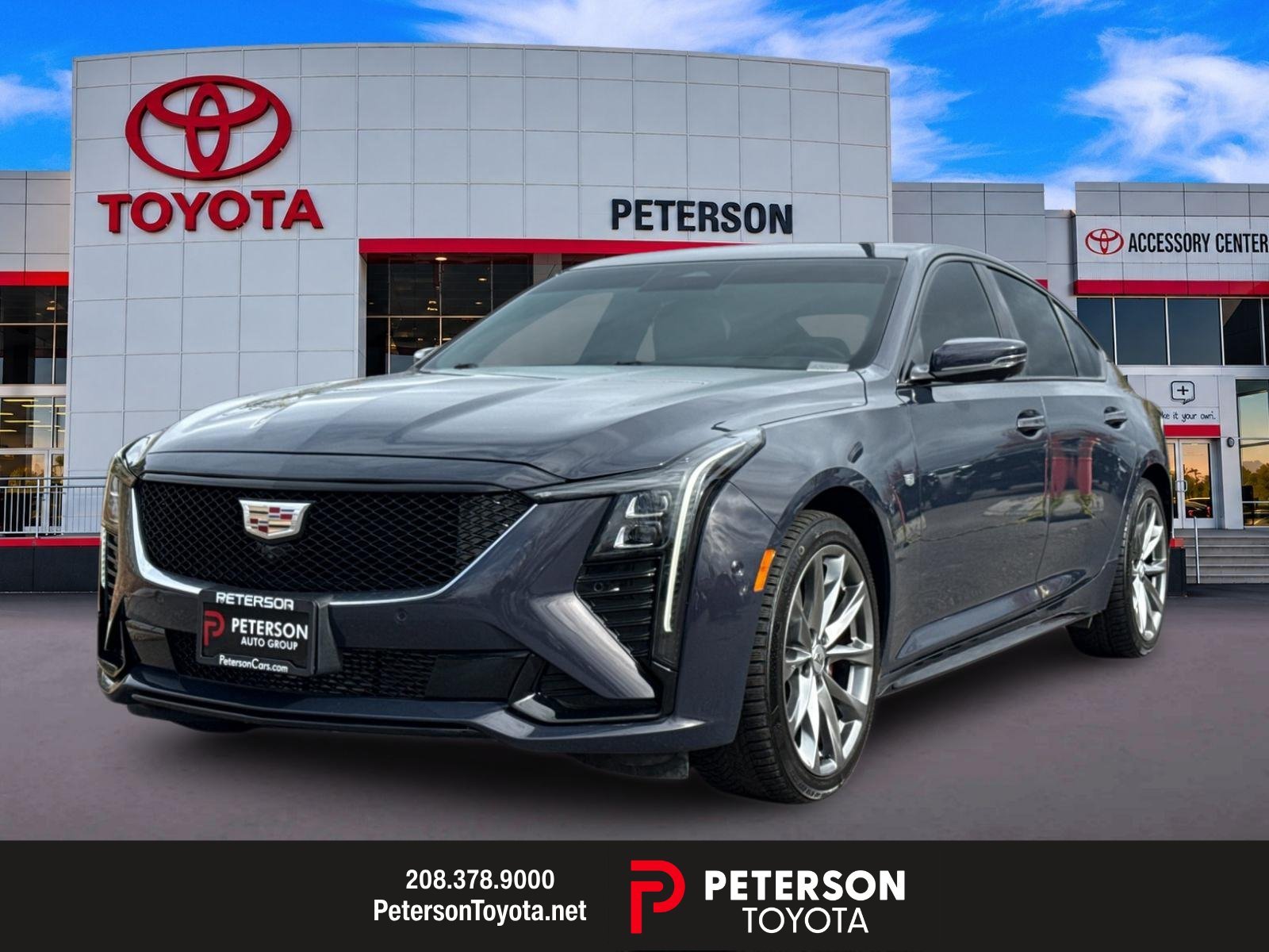 Used 2025  Cadillac Sport image 7