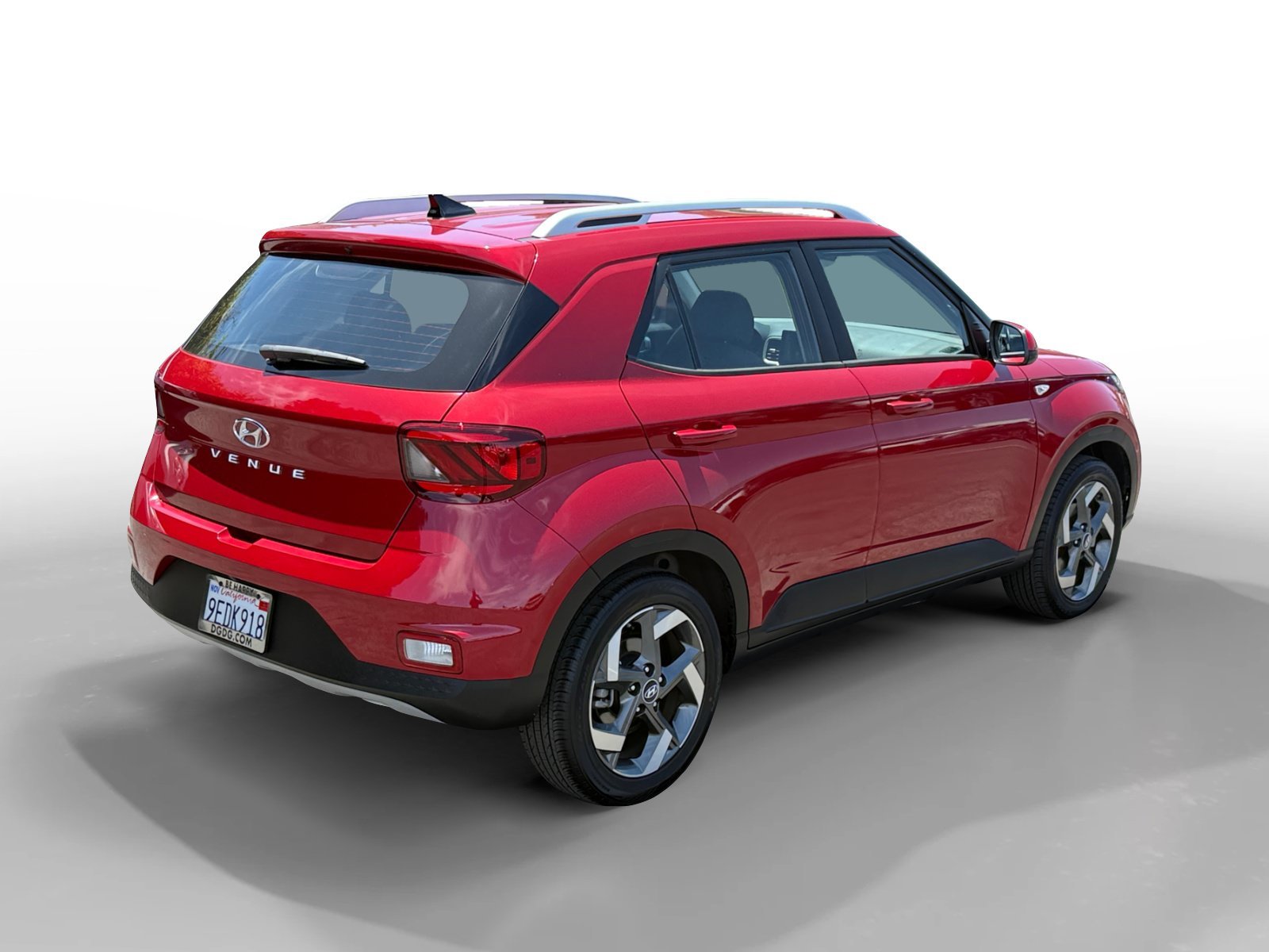 Certified Used 2022 Scarlet Red Hyundai SEL image 5