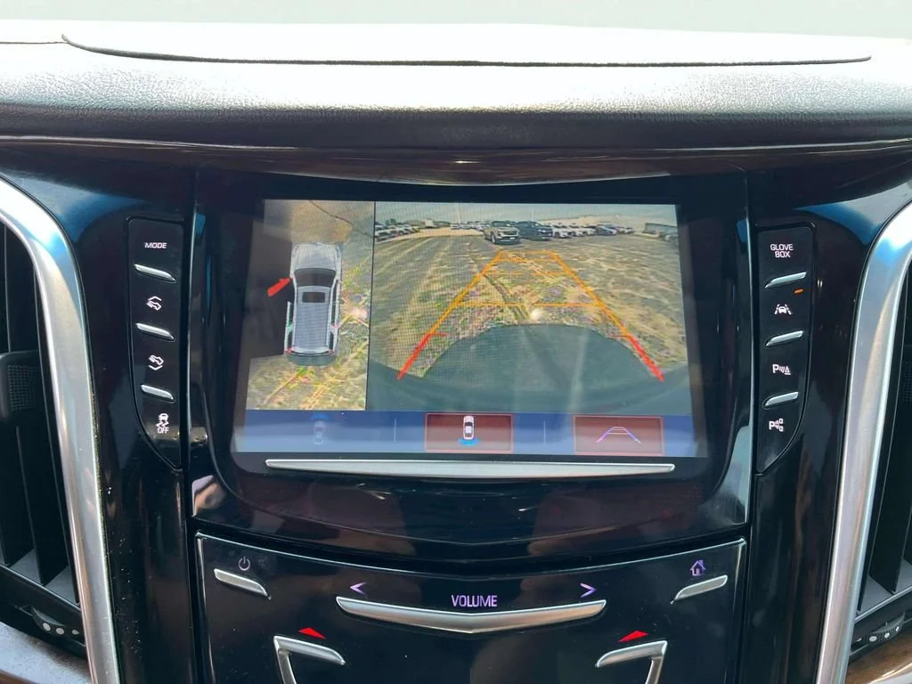Used 2019 BLACK RAVEN Cadillac Premium Luxury image 12