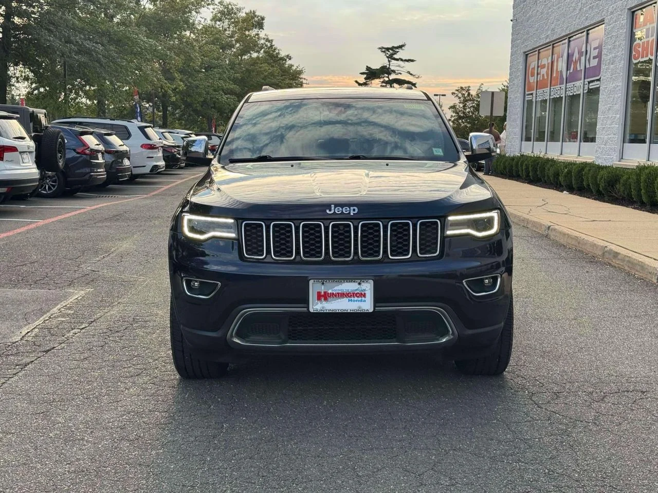 Used 2017 Jeep Grand Cherokee Limited with VIN 1C4RJFBG5HC920329 for sale in Huntington, NY