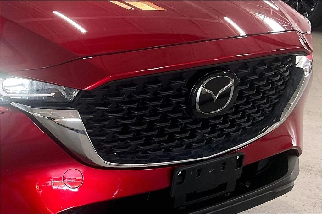 Used 2023 Red Mazda 2.5 S image 31