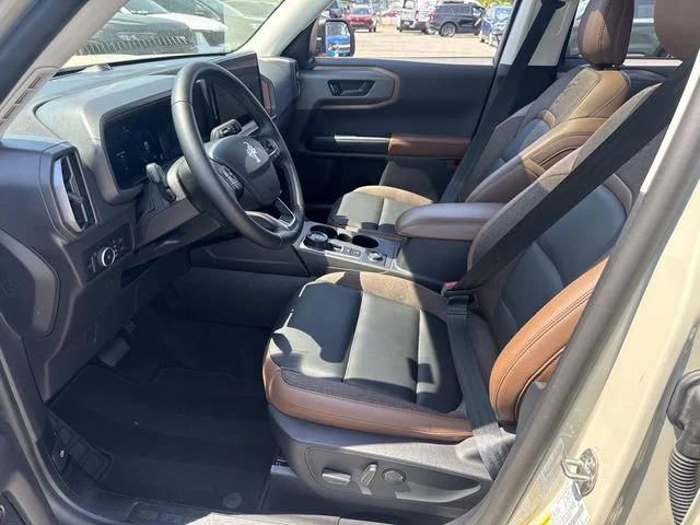 Used 2025 Beige Ford Outer Banks image 17