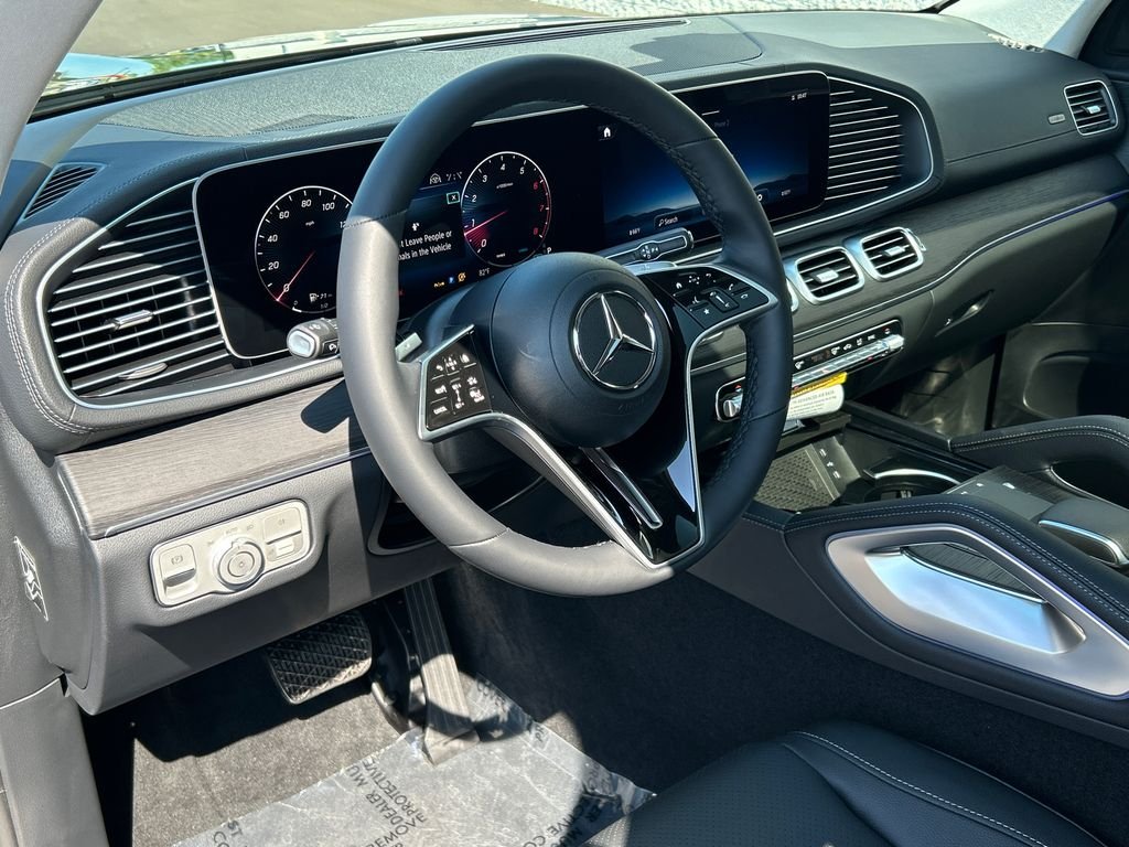 New 2026 Black Mercedes-Benz GLS 450 image 16