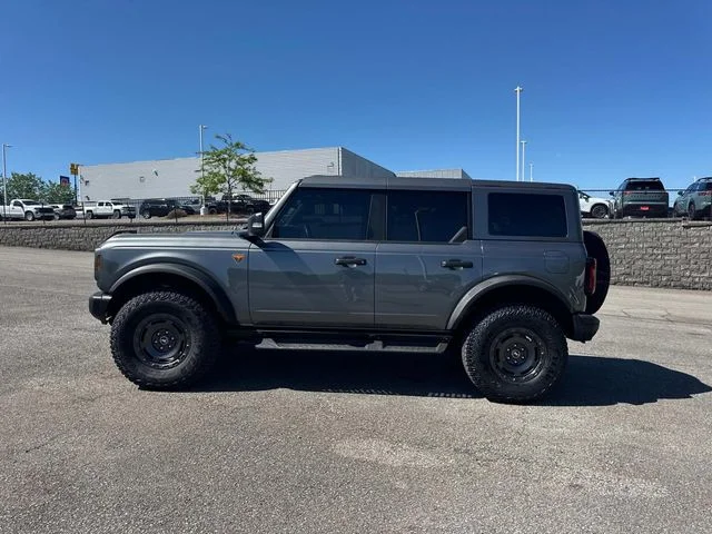 Used 2025 Gray Ford Badlands image 8