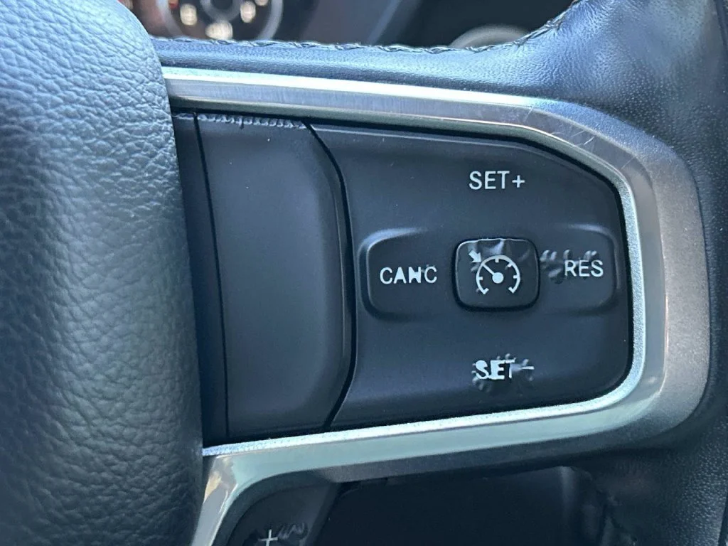 Used 2019 Black Ram Laramie image 28