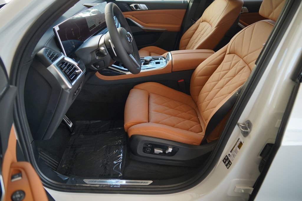 New 2027 Mineral White Metallic BMW xDrive40i image 13