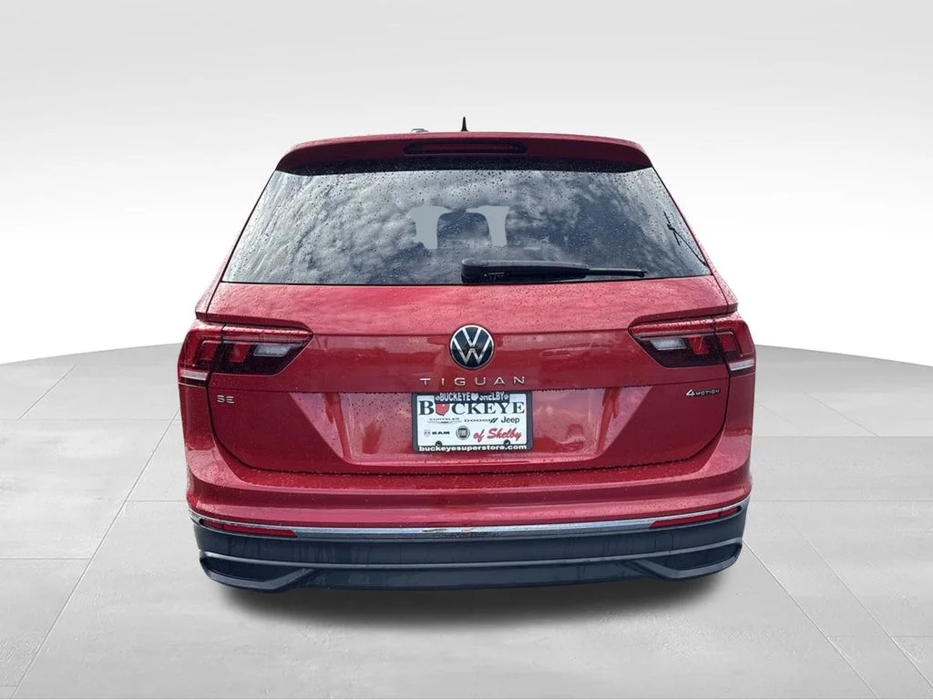 Used 2022 Red Volkswagen 2.0T SE image 4